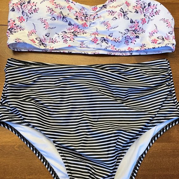 Beachassissi bikini, size large, striped, white - Picture 4 of 5